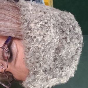 Vintage Women's fur hat